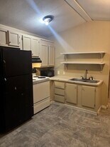 697 LA-3033 in West Monroe, LA - Building Photo