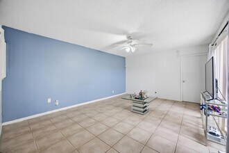 4102 Waterview Cir in Palm Springs, FL - Building Photo - Building Photo