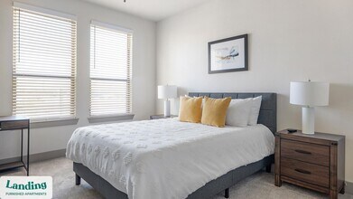 12500 Shadowglen Trce, Unit 8307 in Manor, TX - Foto de edificio - Building Photo