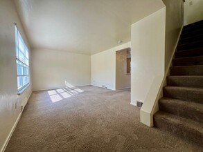 434 Vale Ave in Plum, PA - Building Photo - Building Photo