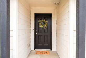 531 Wild Olive Wy in San Antonio, TX - Building Photo - Building Photo