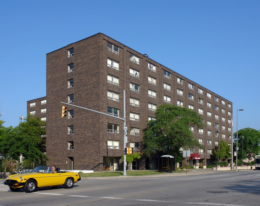 Vistula Manor in Toledo, OH - Building Photo