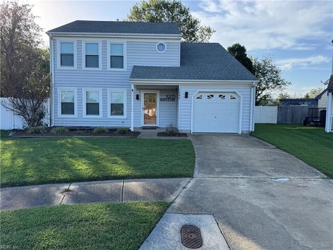 property at 1905 Arlington Arch Dr