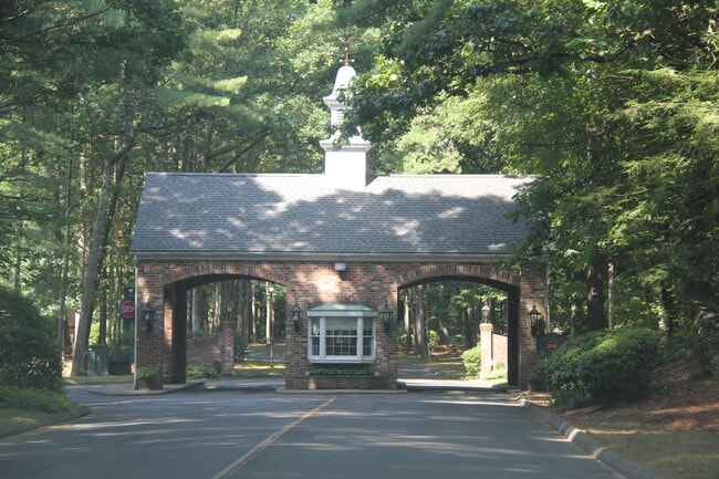 property at 45 Tunxis Vlg