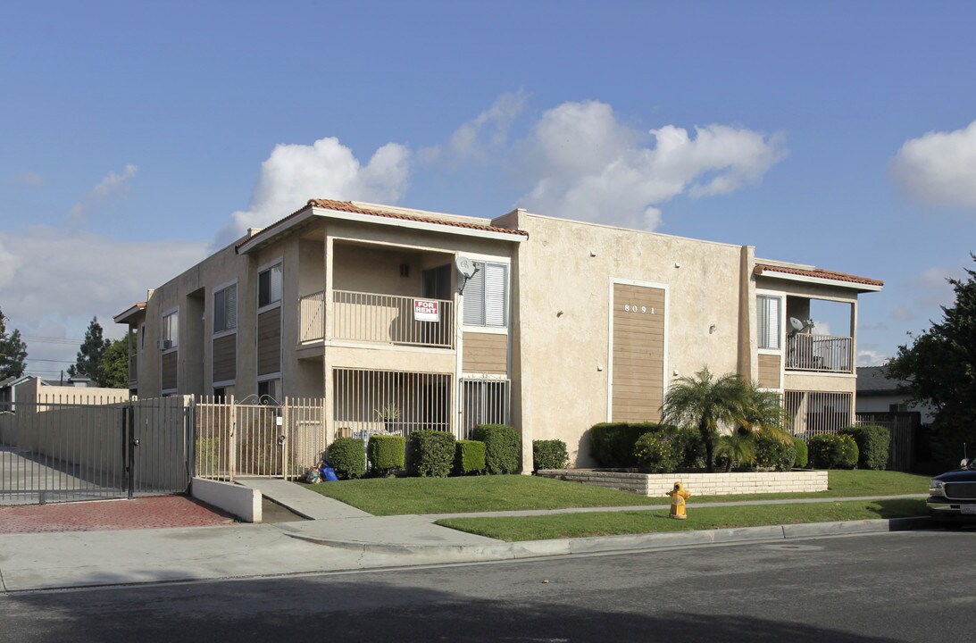 8091 8th St in Buena Park, CA - Building Photo
