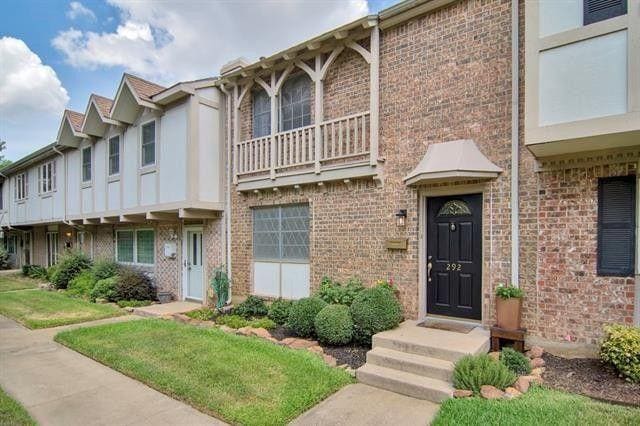 property at 292 Westview Terrace