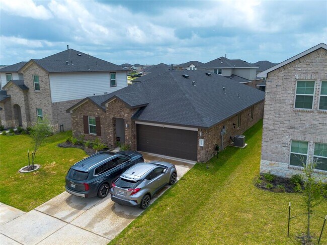 7902 Wrangler Shack Ln in Rosharon, TX - Building Photo - Building Photo