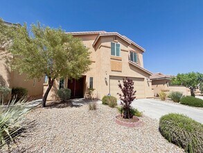 8010 Bodie Island Ct in Las Vegas, NV - Building Photo - Building Photo