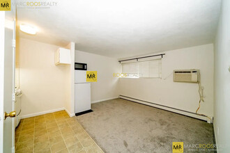 360 Market St, Unit B4 in Boston, MA - Building Photo - Building Photo