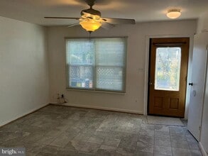 13637 Winterspoon Ln in Germantown, MD - Building Photo - Building Photo