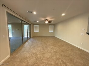 2171 Tortona St in Henderson, NV - Building Photo - Building Photo