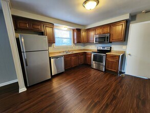 2221 Green Acres Dr in Clarksville, TN - Building Photo - Building Photo