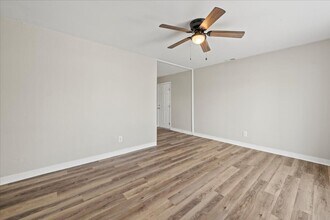 951 Walton Dr in Plainfield, IN - Building Photo - Building Photo