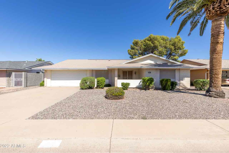 11108 W Tiffany Ct in Sun City, AZ - Building Photo