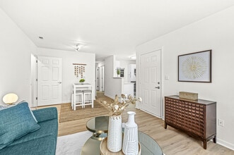 Arborwood Apartments in Indianapolis, IN - Building Photo - Building Photo
