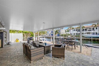 1311 NE 27th Way in Pompano Beach, FL - Building Photo - Building Photo