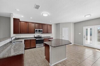2224 Loreto Dr in Fort Worth, TX - Building Photo - Building Photo