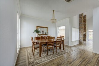 16026 Rustic Sands Dr in Houston, TX - Building Photo - Building Photo