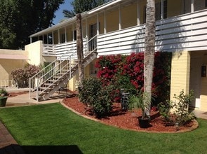 Hilton Apartments in Phoenix, AZ - Foto de edificio - Building Photo