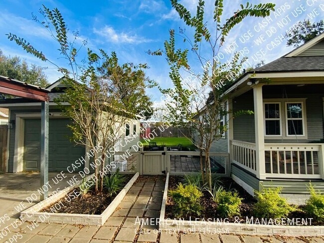 821 Atlanta Ave in Nederland, TX - Building Photo - Building Photo