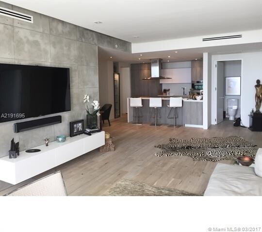 350 Ocean Dr-Unit -304N in Key Biscayne, FL - Building Photo - Building Photo