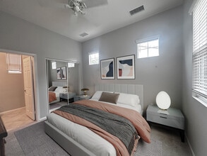 28037 River Trail Ln, Unit ADU in Santa Clarita, CA - Building Photo - Building Photo