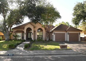 3134 Homer Dr in Laredo, TX - Building Photo