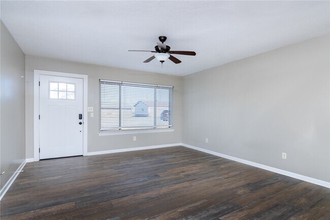 1208 NE 3rd St in Bentonville, AR - Building Photo - Building Photo