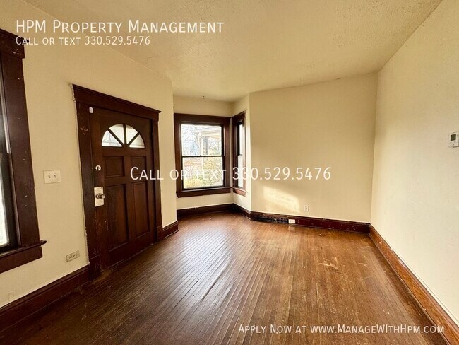 1214 Tremont Ave SW in Massillon, OH - Building Photo - Building Photo