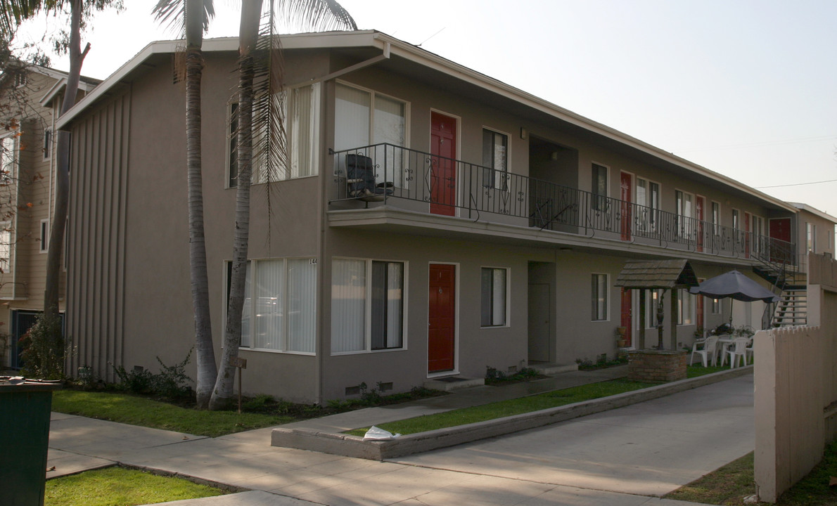 1445 Coronado Ave in Long Beach, CA - Foto de edificio