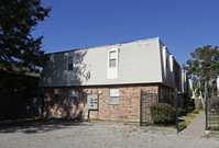 Azalea-Ridge-Condominiums in Metairie, LA - Building Photo - Building Photo