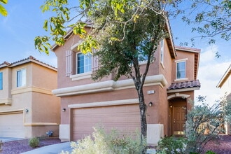 5053 SAgelyn St in Las Vegas, NV - Foto de edificio - Building Photo