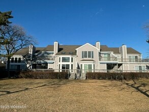 9 Bay Point Harbour in Point Pleasant, NJ - Building Photo - Building Photo