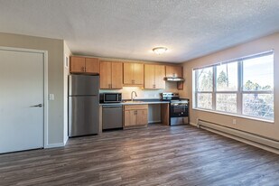 Eastside 1256 in St. Paul, MN - Building Photo