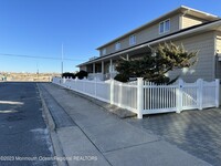 115 N Ocean Ave in Seaside Park, NJ - Foto de edificio - Building Photo