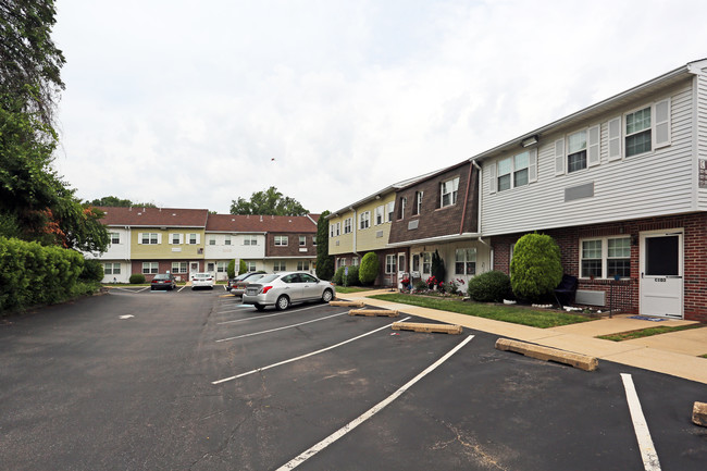 Lutheran Knolls in Upper Chichester, PA - Building Photo - Building Photo