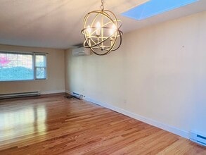 135 Walker Pond Rd in Sturbridge, MA - Building Photo - Building Photo