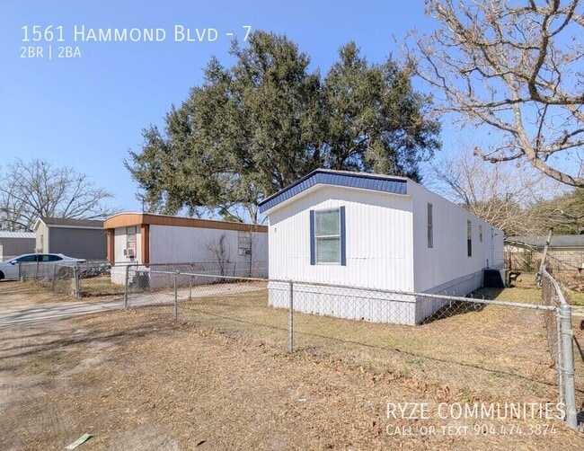 1561 Hammond Blvd in Jacksonville, FL - Building Photo - Building Photo