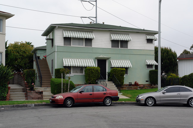 5854 Condon Ave in Los Angeles, CA - Building Photo - Building Photo