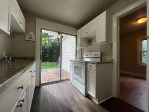 1256 Edgewood Rd in Charlotte, NC - Building Photo - Building Photo