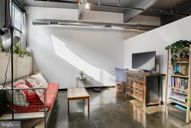 property at 1701 Tulip St
