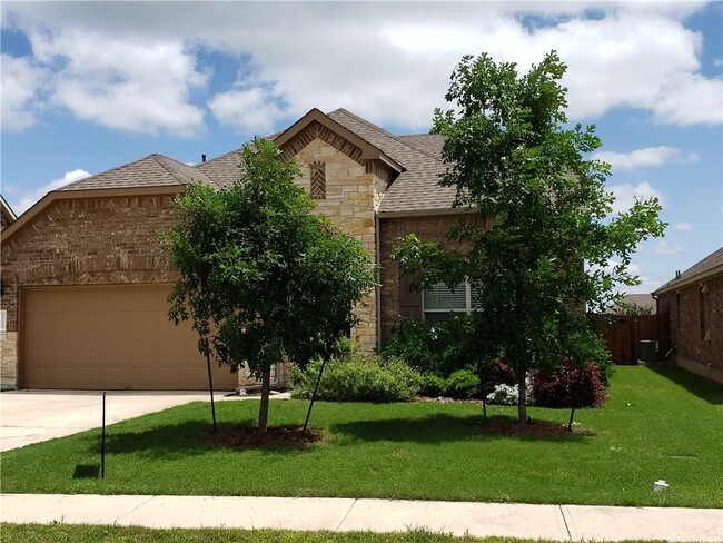 property at 2008 Suzanne Kelli Dr