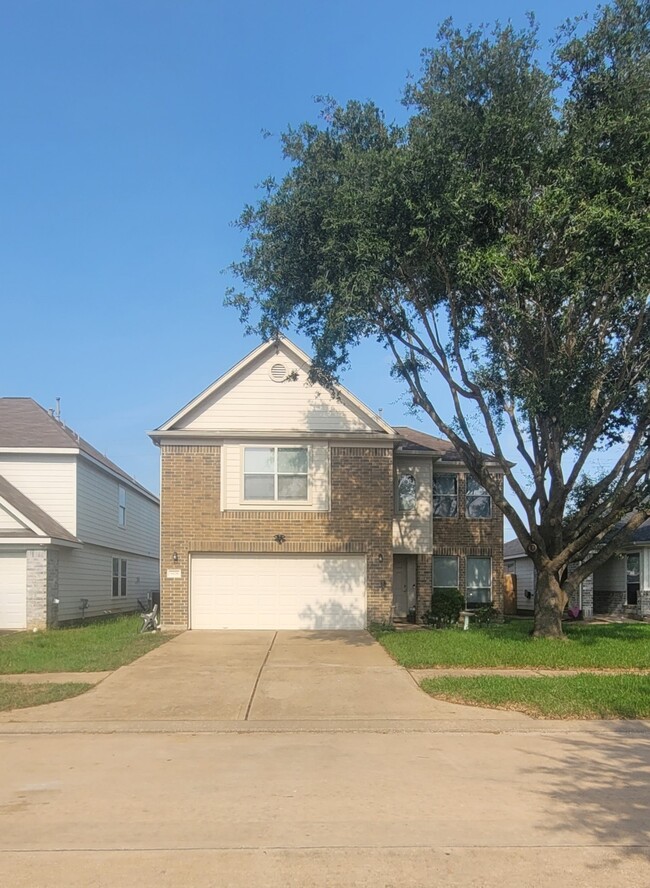 5626 Calm Ct