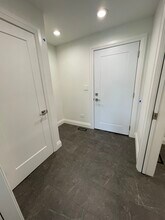 905 Aurora Way in Wheaton, IL - Building Photo - Building Photo