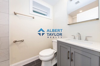 5 Malvern Ter in Medford, MA - Building Photo - Building Photo