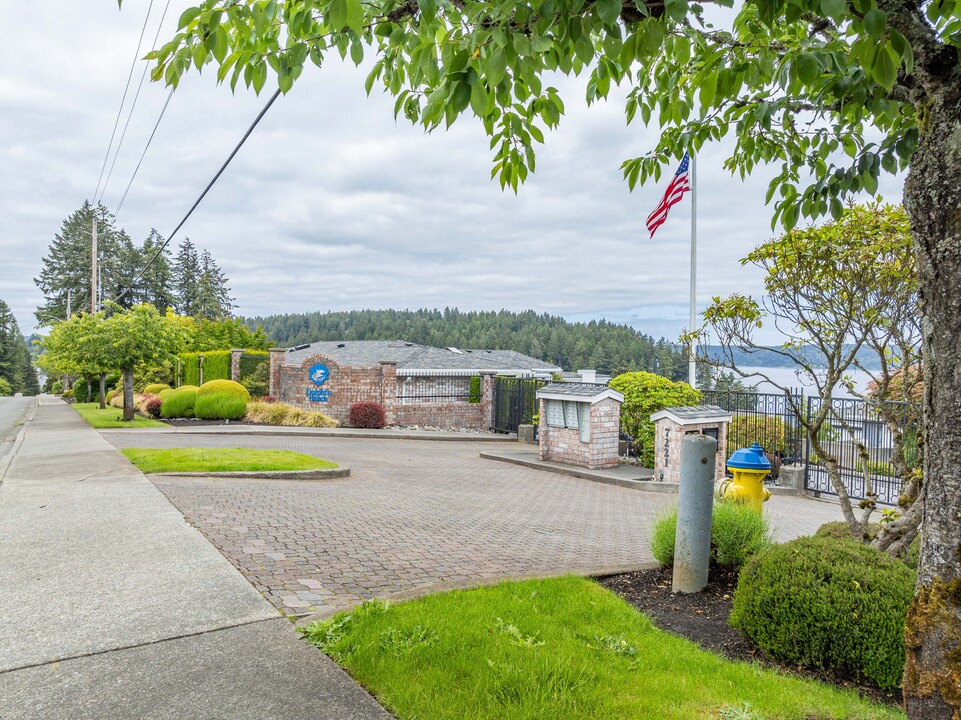 Dolphin Reach in Gig Harbor, WA - Building Photo