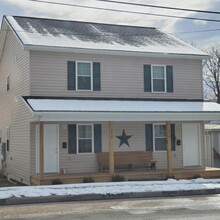 202 W 29th St in Buena Vista, VA - Building Photo - Building Photo