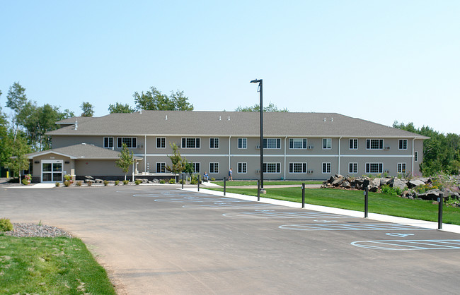 Burke Apartments in Duluth, MN - Building Photo - Building Photo