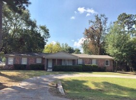 212 Skyline Dr in Longview, TX - Building Photo