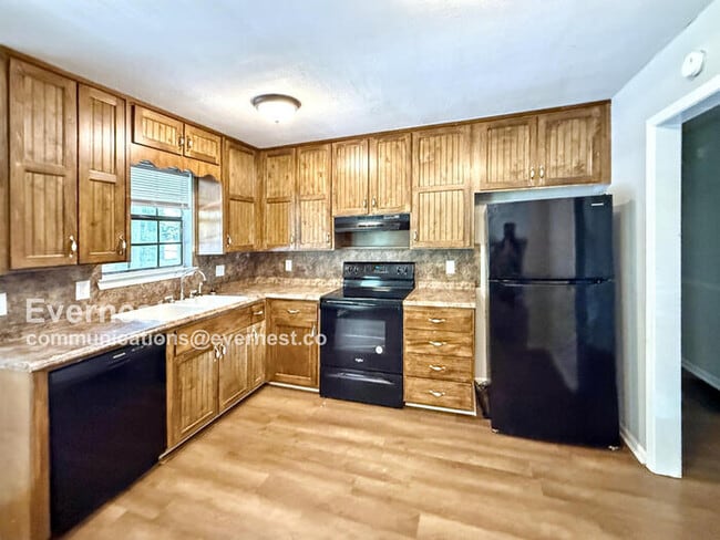 5970 Dewey Heights Rd in Pinson, AL - Building Photo - Building Photo